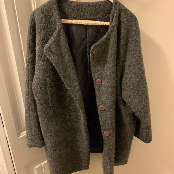 Women’s grey coat - Picture 3 of 3